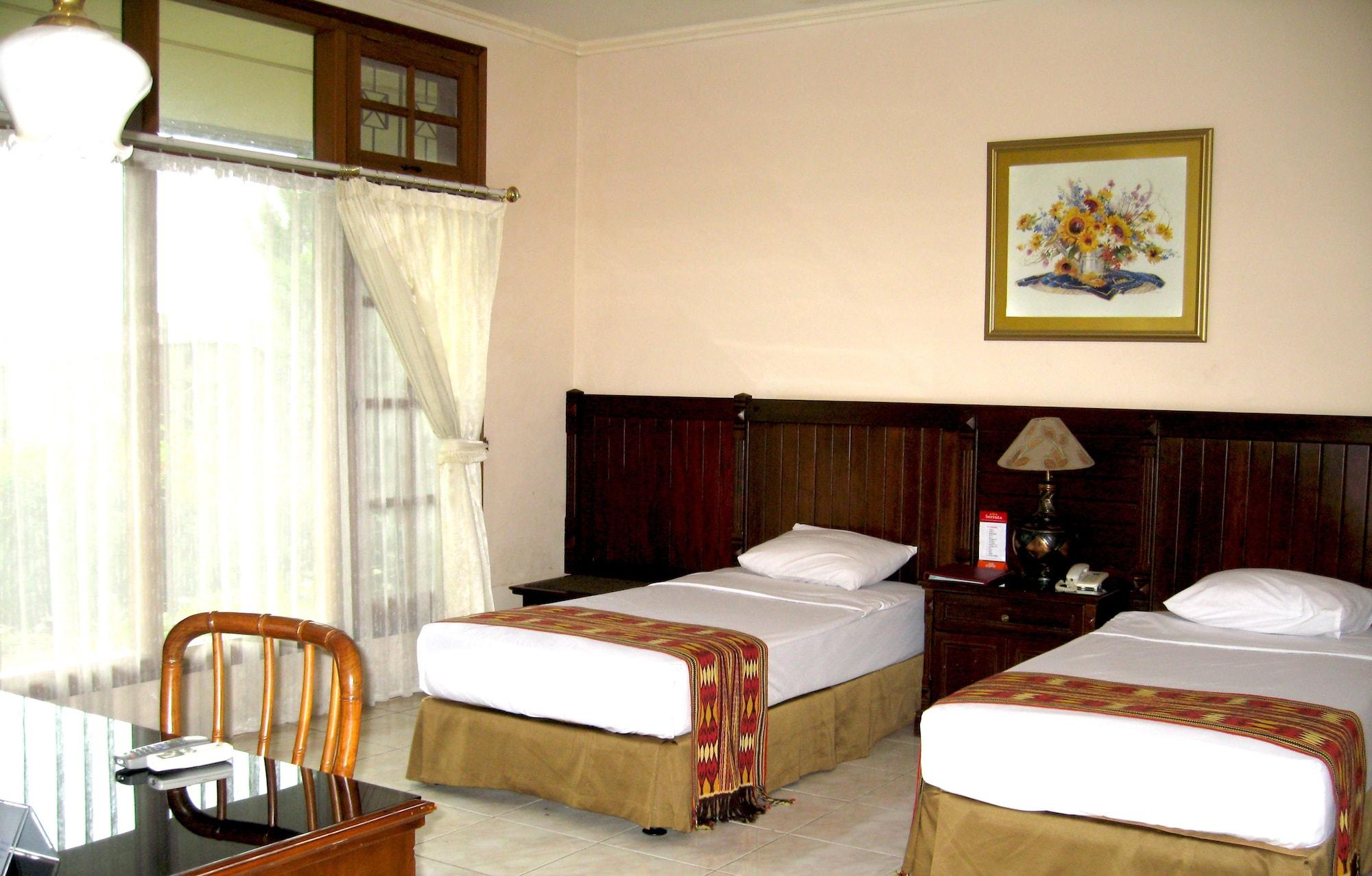 Pondok Serrata Hotel Semarang Extérieur photo